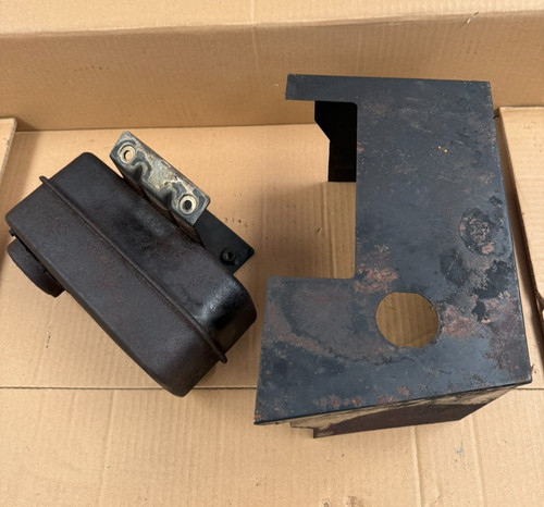 Exhaust guard off 15 5hp - guard,