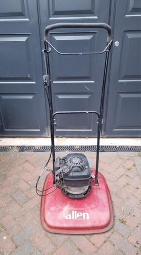 Flymo lawnmower with honda - lawnmower,